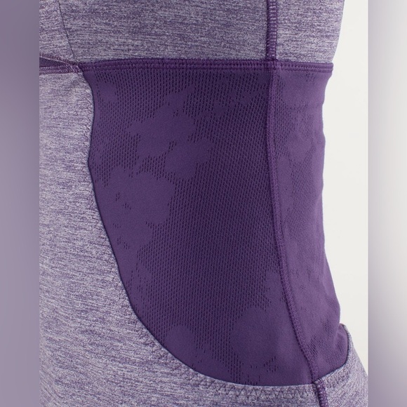 Lululemon Chaturanga Tank-Heathered Concord Grape Athletic Tank with Mesh- Size8 - Picture 6 of 15